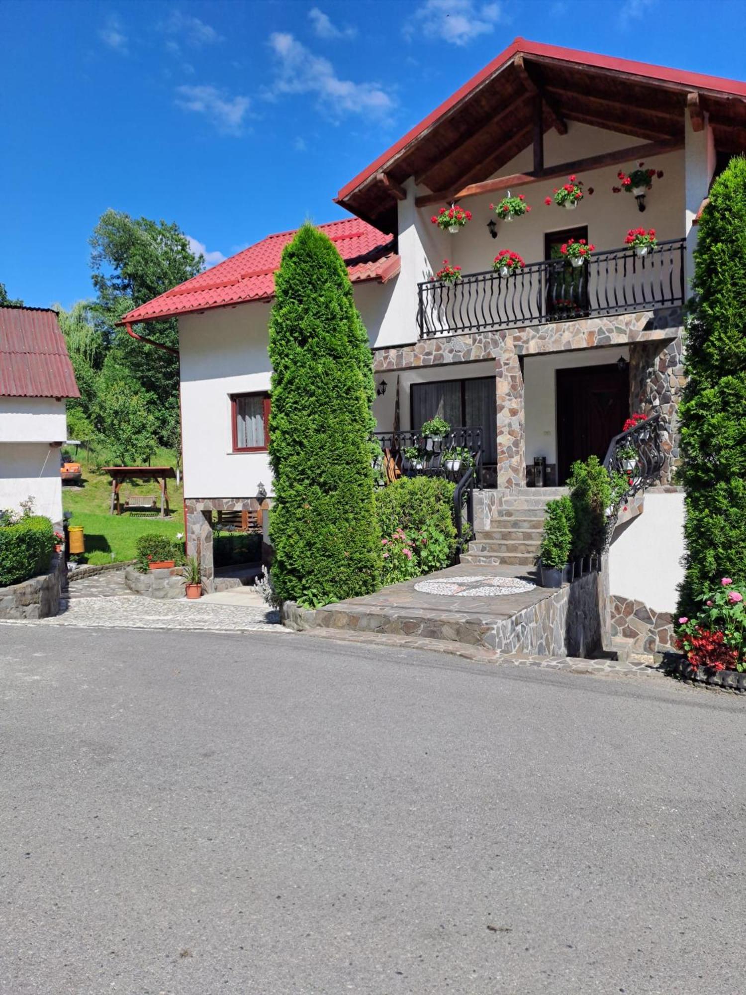 Casa Alba Villa บอร์ชา ภายนอก รูปภาพ
