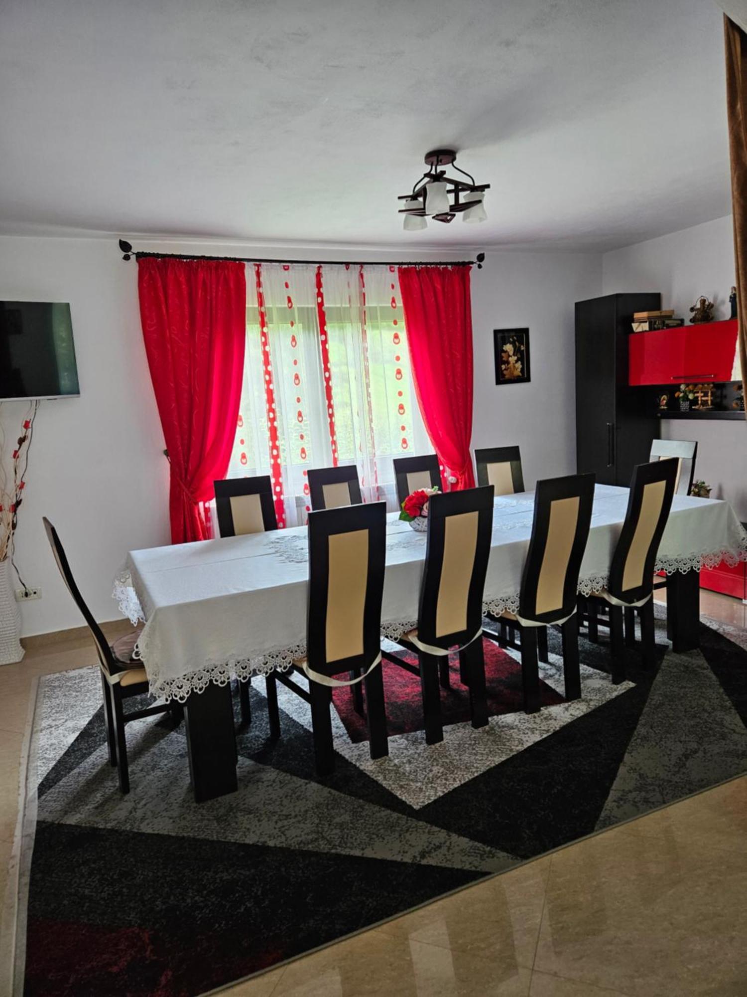 Casa Alba Villa บอร์ชา ภายนอก รูปภาพ